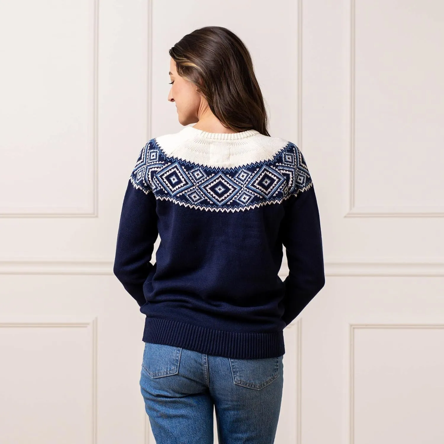 Hope & Henry Women's Classic Long Sleeve Pullover Sweater