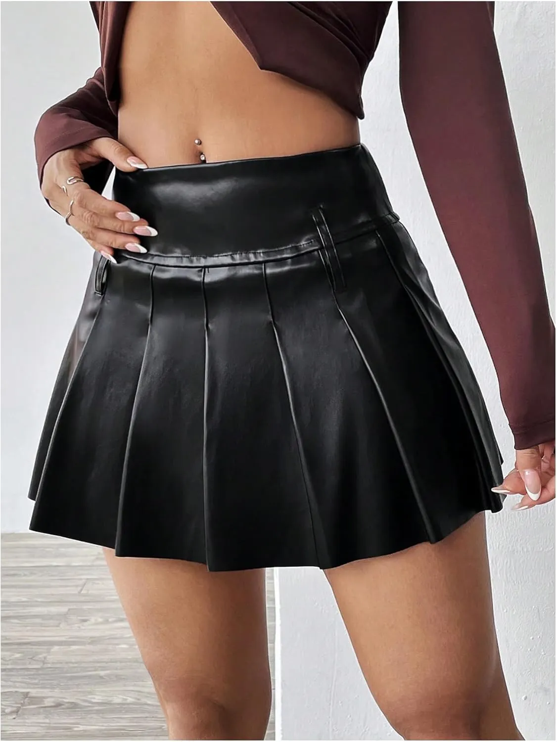 Milumia Women's Pleated Pu Leather Skirt Y2k Punk Drop Waisted Flared Mini Skirts